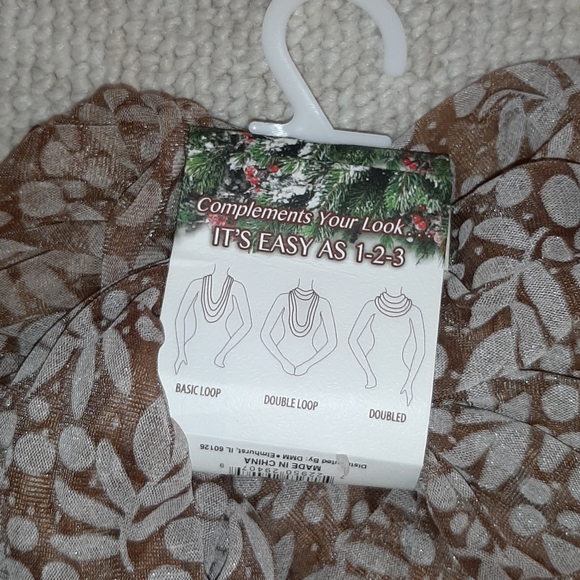 ❤ 🛍 4/$20 Decorative Scarf - Picture 4 of 4